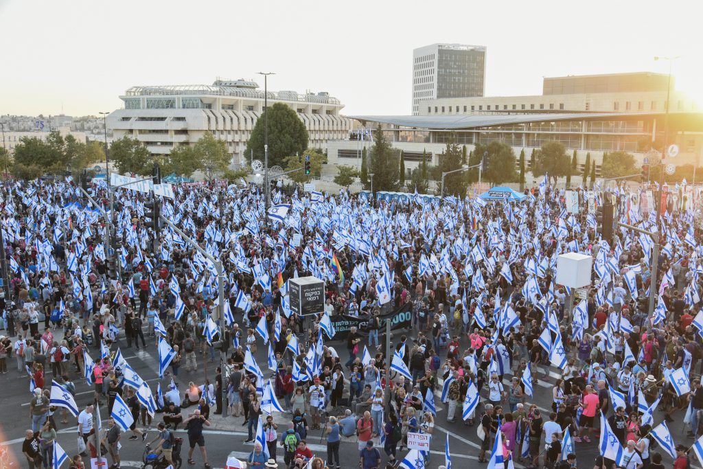 הליברלים צריכים להבין: בית המשפט לא יציל את הדמוקרטיה